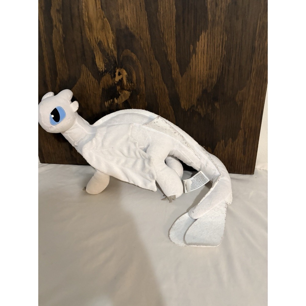 Light Fury Dreamworks How to Train Your Dragon 17" Plush Toy The Hidden World - Picture 3 of 4